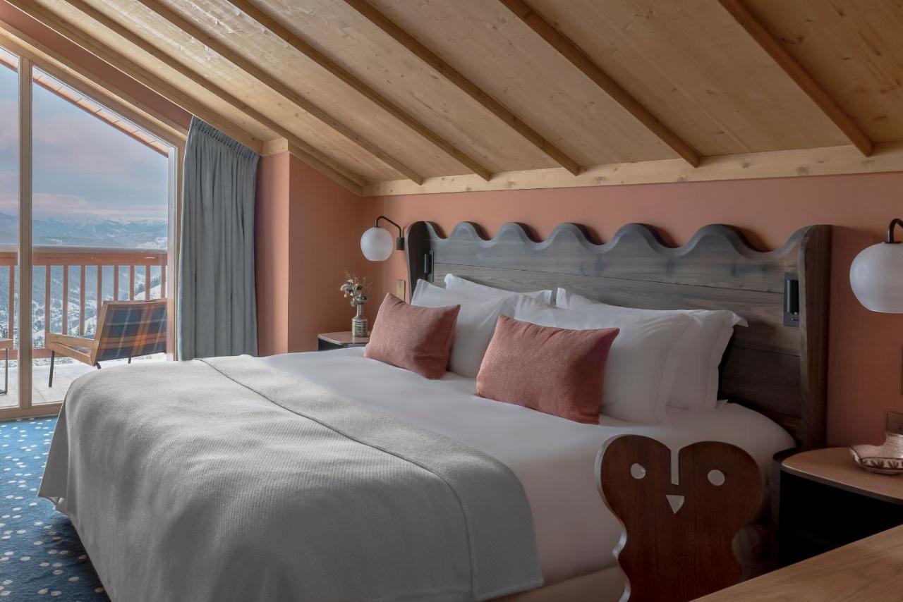 Hotel Le Coucou メリベル エクステリア 写真