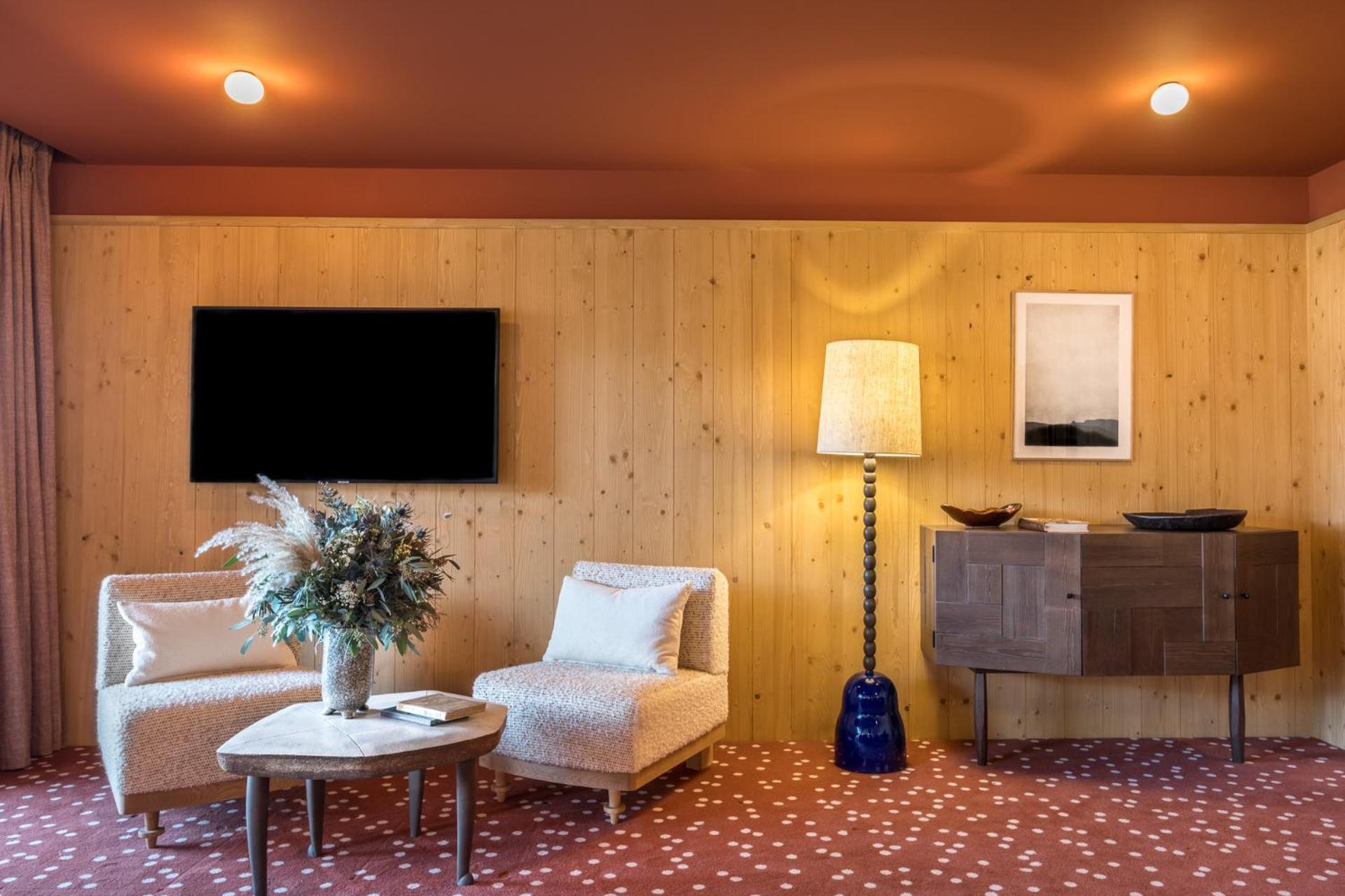 Hotel Le Coucou メリベル エクステリア 写真