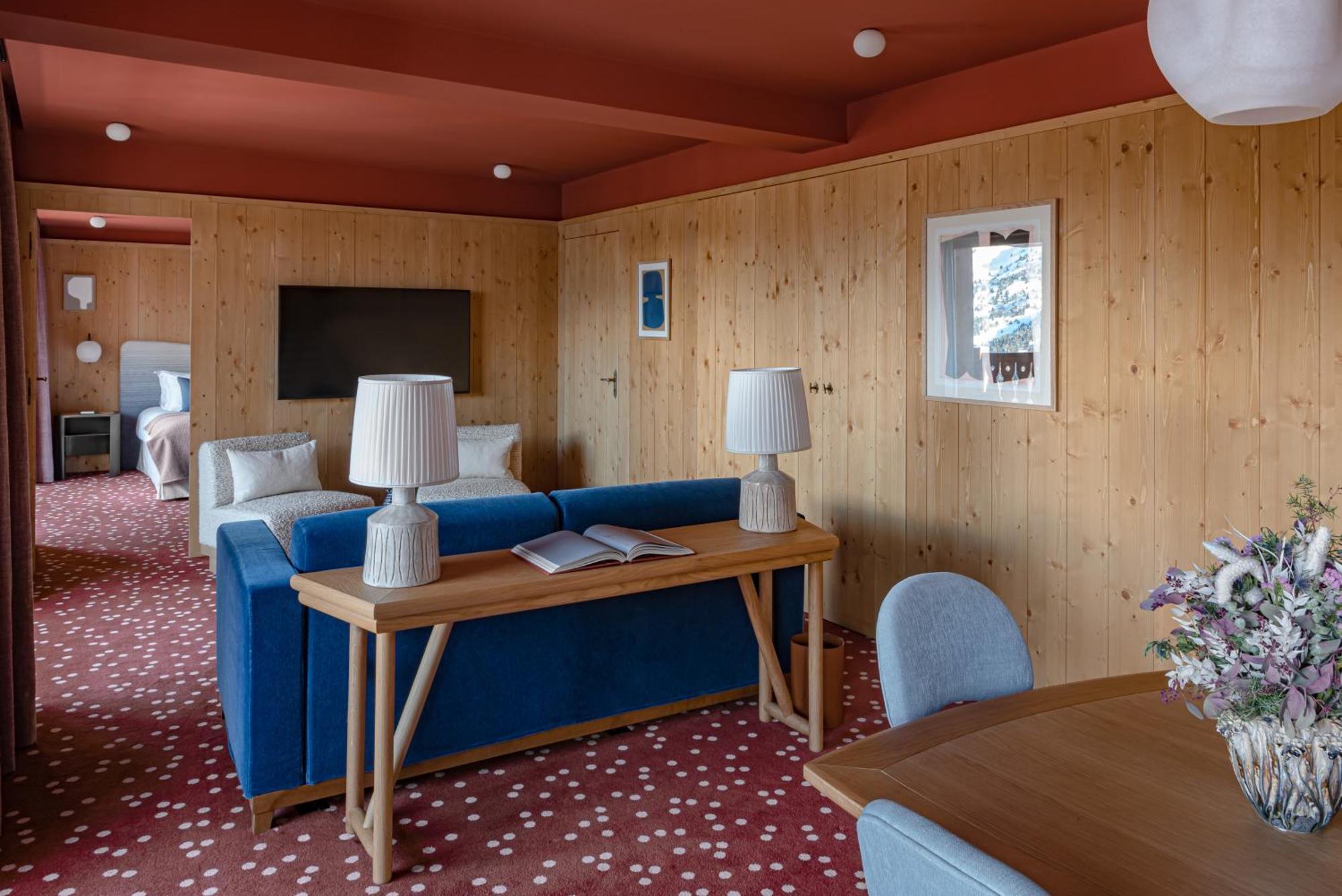 Hotel Le Coucou メリベル エクステリア 写真